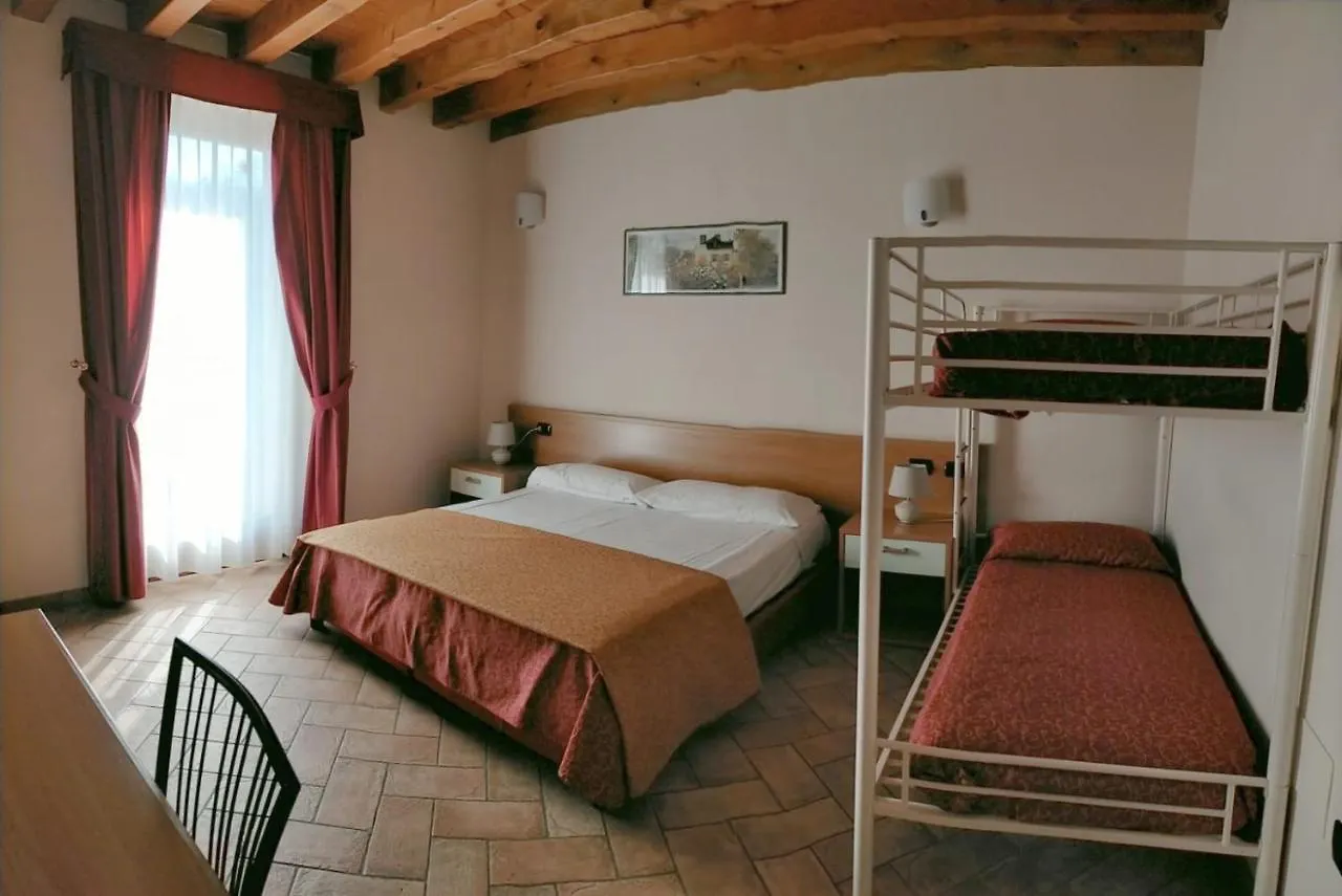 Hotel Agli Ulivi Valeggio sul Mincio 3*,